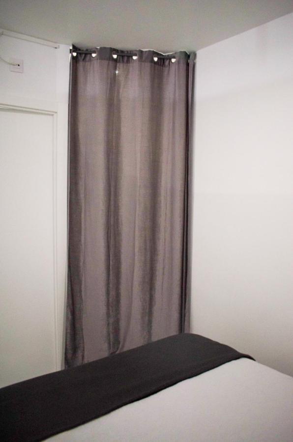 Apartamentos La Reina 阿尔科斯-德拉弗龙特拉 外观 照片