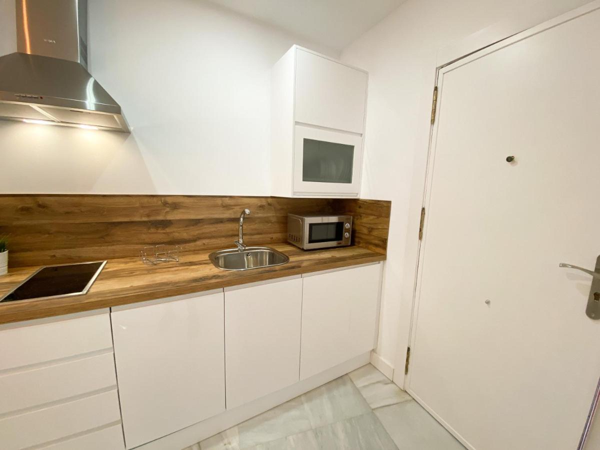 Apartamentos La Reina 阿尔科斯-德拉弗龙特拉 外观 照片